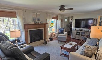 171 Green Mdw, Brattleboro, VT 05301