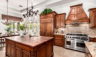2784 W DEL RIO Pl, Chandler, AZ 85224