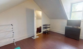 21 Fern St, Bangor, ME 04401