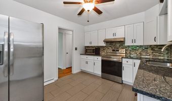 87 Buckingham Dr, Albany, NY 12208