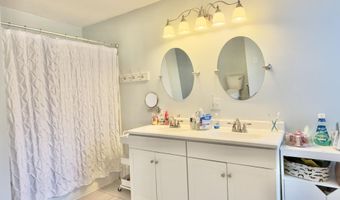 21 Cottage St, Bangor, ME 04401