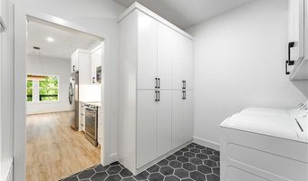 2 Damerham Ln, Bella Vista, AR 72714