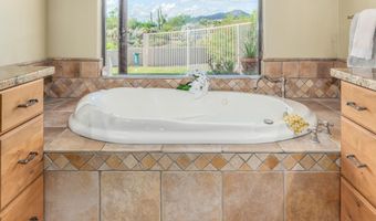 9225 E LAZYWOOD Pl, Carefree, AZ 85377