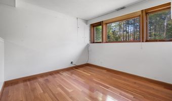 49 Birkdale Rd, Bedford, NH 03110