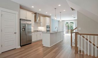 2075 Eva Pearl Dr, Apex, NC 27502