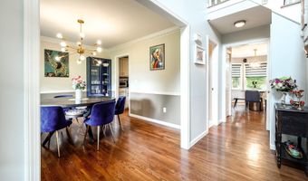 489 Hoyt St, Darien, CT 06820