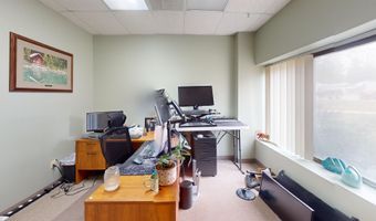 10 Commerce Park N, Bedford, NH 03110