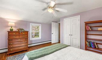 21 Old Chimney Rd, Barrington, RI 02806