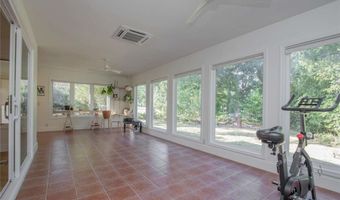 13 Dunedin Dr, Bella Vista, AR 72715