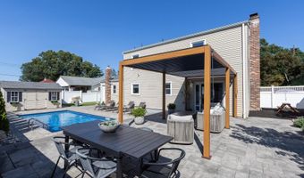 394 Maple Dr, Belford, NJ 07718