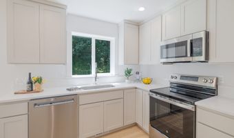4675 Cedar St, Astoria, OR 97103