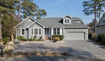 844 GLEN Dr, Bethany Beach, DE 19930