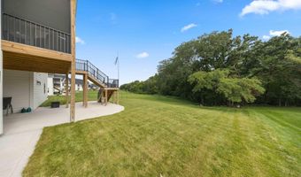 1009 W Aspen Ridge Cir, Polk City, IA 50226