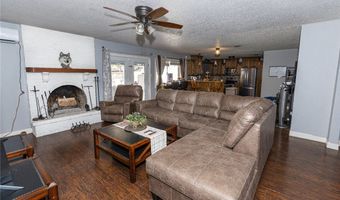 1204 Live Oak Dr, Alice, TX 78332