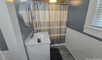 1466 White Oak Ave, Albemarle, NC 28001