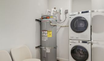 1500 Rycroft St 4307R, Honolulu, HI 96814