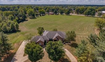 4715 Richland Woods Ct, Alton, IL 62002