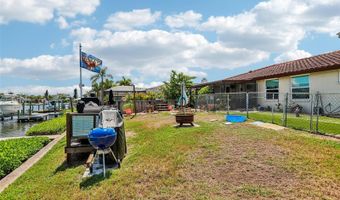 801 FLAMINGO Dr, Apollo Beach, FL 33572