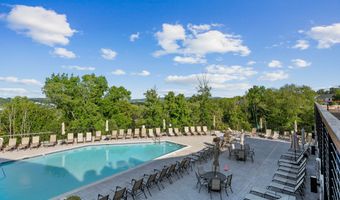 131 Winding Ridge Way 131, Danbury, CT 06810