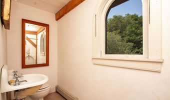 859 Whitehill Rd, Barnet, VT 05821