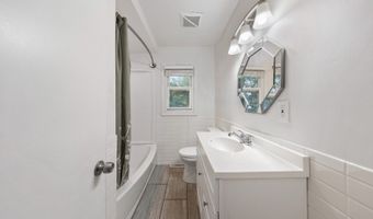 66 W Shore Dr, Alloway, NJ 07462