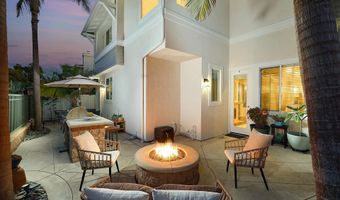 6878 Tradewinds Dr, Carlsbad, CA 92011