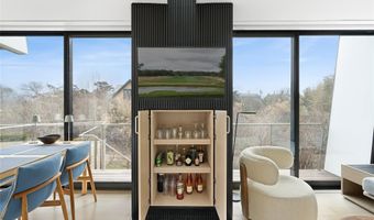 9 Ocean Ln, Amagansett, NY 11930