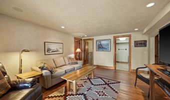 13471 Albright Ln, Bigfork, MT 59911