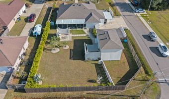 600 Beyer Dr, Bay St. Louis, MS 39520