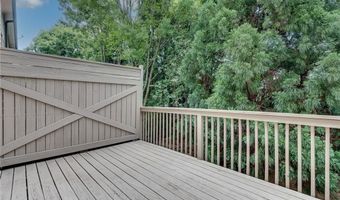 9005 Woodland Trl, Alpharetta, GA 30009