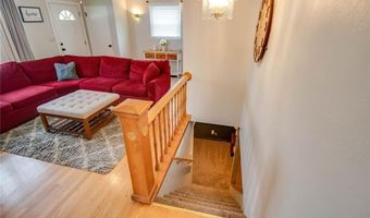 12 E Delmar Ave, Alton, IL 62002