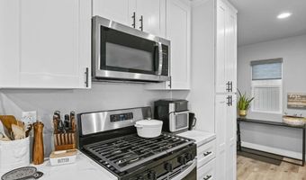 3516 Las Vegas Dr, Oceanside, CA 92054