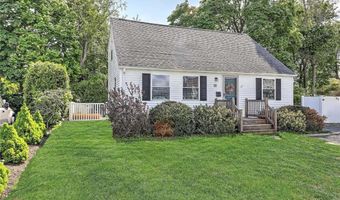 70 Boyce Ave, Barrington, RI 02806