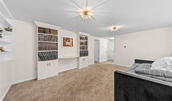 20 Dale Rd, Airmont, NY 10952