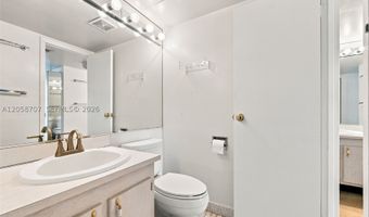 3401 N Country Club Dr 804, Aventura, FL 33180