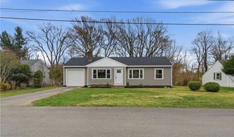 63 Indian Rd, East Providence, RI 02915
