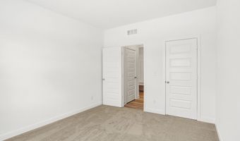 4390 Red Pine Dr, Bargersville, IN 46106