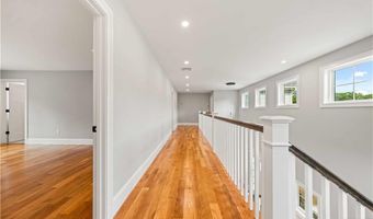 105 Princess Pine Dr, East Greenwich, RI 02818
