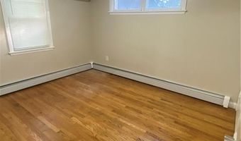 316 Manolla Ave, Warwick, RI 02888