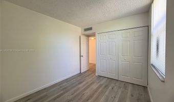 20200 W Country Club Dr PH14, Aventura, FL 33180