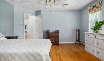 2985 Mendon Rd, Cumberland, RI 02864