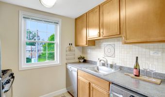 4352 N PERSHING Dr #43522, Arlington, VA 22203