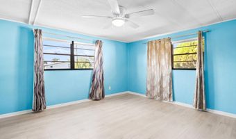 1040 Waterway Dr, Barefoot Bay, FL 32976