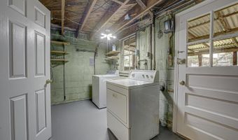 5813 FIFER Dr, Alexandria, VA 22303