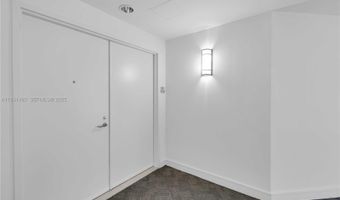 3131 NE 188th St 2-1005, Aventura, FL 33180