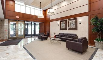 7111 WOODMONT Ave 602, Bethesda, MD 20815