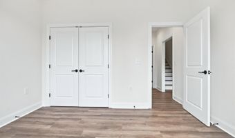 9009 Stonewall Rd, Appomattox, VA 24522