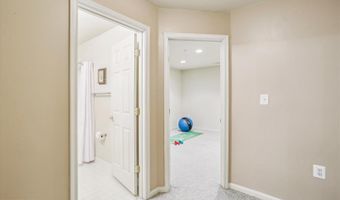 805 GAITHER Rd, Rockville, MD 20850
