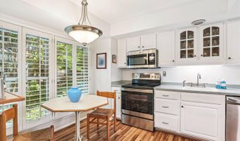 2518 S WALTER REED Dr #A, Arlington, VA 22206