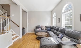 44040 GALA Cir, Ashburn, VA 20147